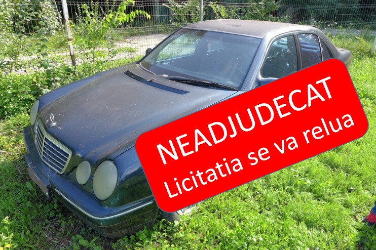 Autoturism Mercedes Benz - an 2000 - a treia licitatie